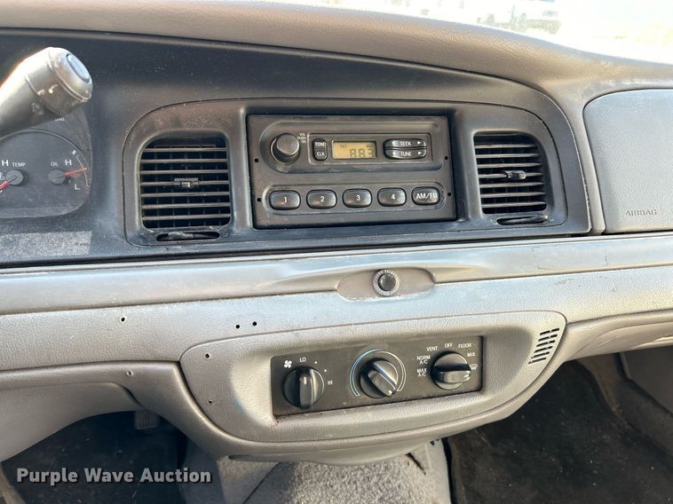 image for item EK4078 1998 Ford Crown Victoria Police Interceptor 