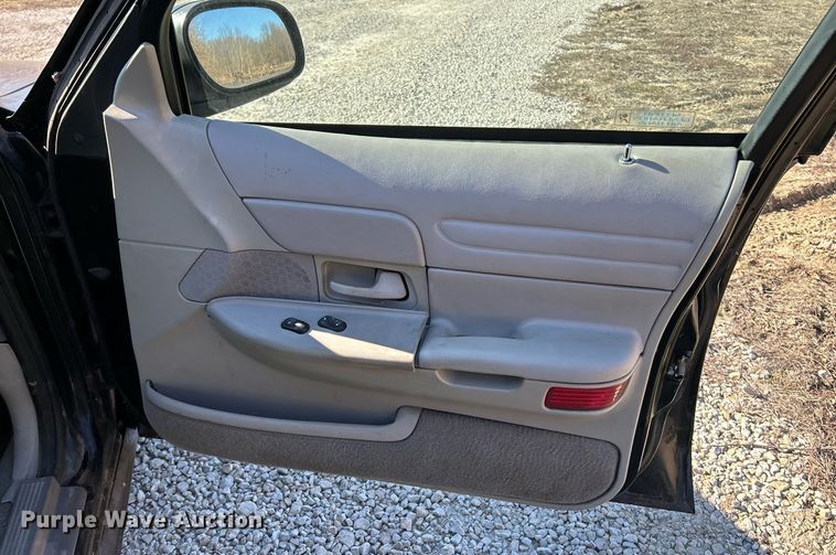 image for item EK4078 1998 Ford Crown Victoria Police Interceptor 