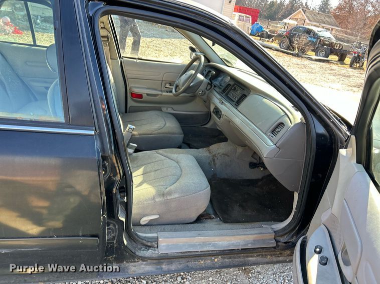 image for item EK4078 1998 Ford Crown Victoria Police Interceptor 