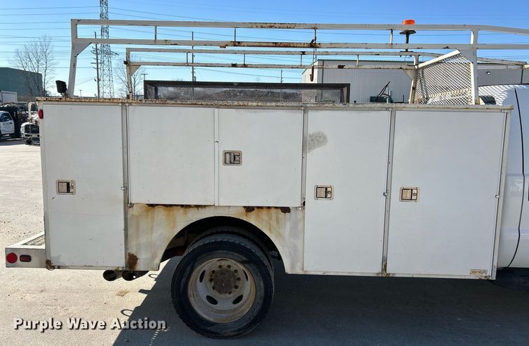 image for item EK4081 2013 Ford F550 Super Duty XL utility / service truck