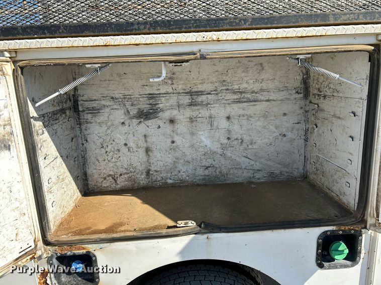 image for item EK4081 2013 Ford F550 Super Duty XL utility / service truck