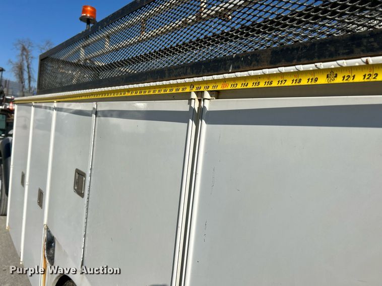 image for item EK4081 2013 Ford F550 Super Duty XL utility / service truck