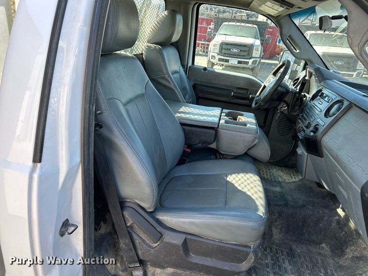 image for item EK4081 2013 Ford F550 Super Duty XL utility / service truck