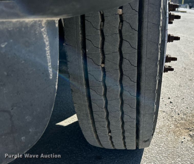 image for item EK4081 2013 Ford F550 Super Duty XL utility / service truck