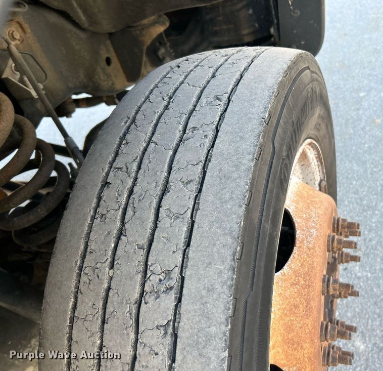 image for item EK4081 2013 Ford F550 Super Duty XL utility / service truck