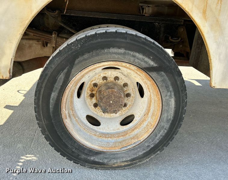 image for item EK4081 2013 Ford F550 Super Duty XL utility / service truck