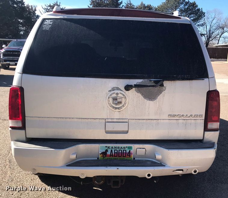 image for item HU9476 2002 Cadillac  Escalade SUV