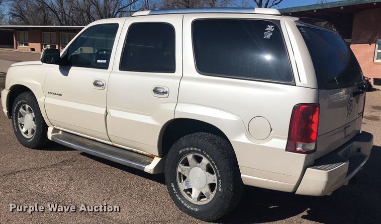 image for item HU9476 2002 Cadillac  Escalade SUV