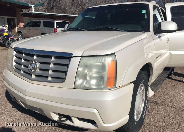 image for item HU9476 2002 Cadillac  Escalade SUV