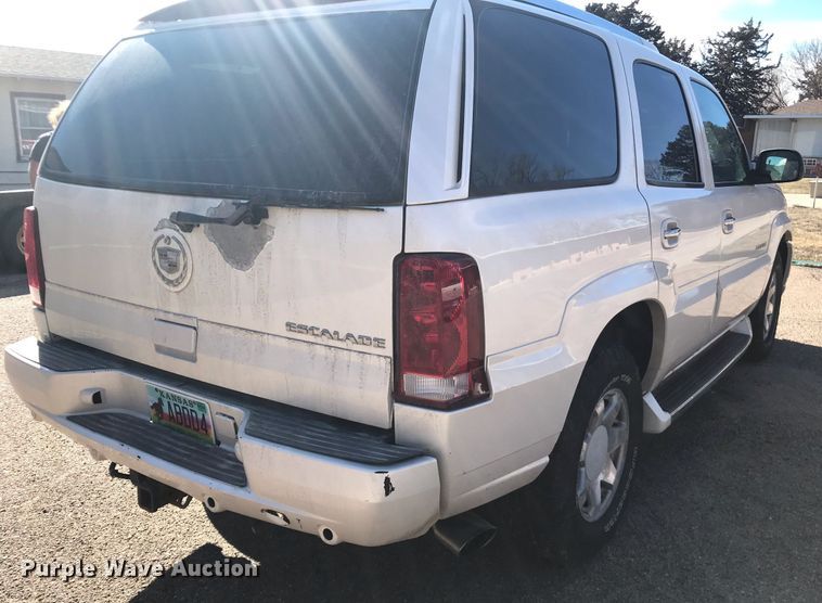 image for item HU9476 2002 Cadillac  Escalade SUV