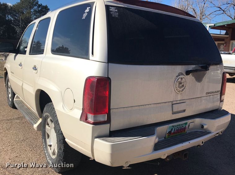 image for item HU9476 2002 Cadillac  Escalade SUV