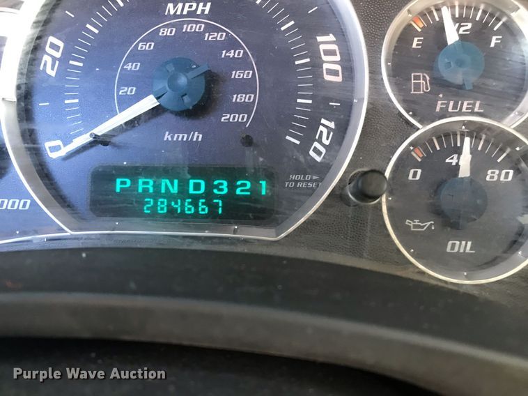 image for item HU9476 2002 Cadillac  Escalade SUV