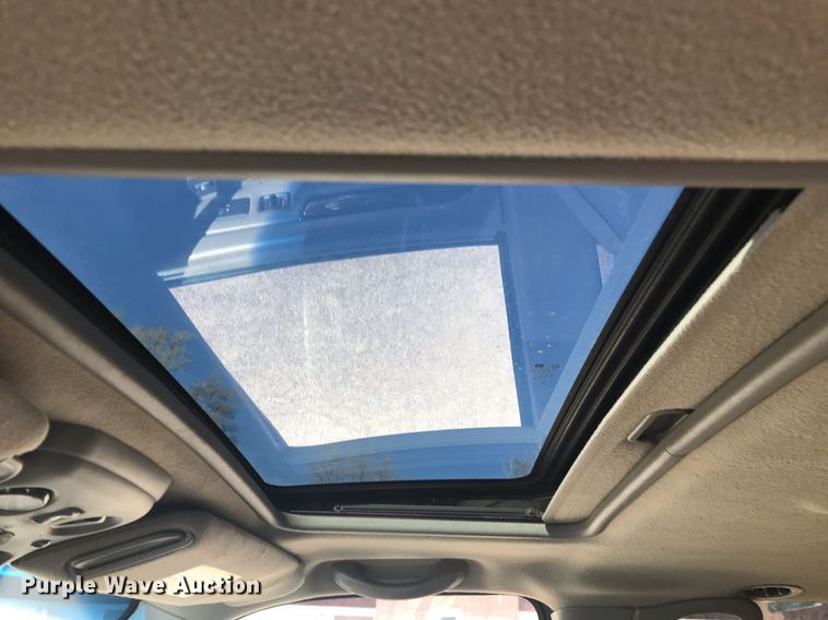 image for item HU9476 2002 Cadillac  Escalade SUV