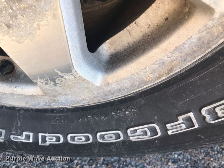 image for item HU9476 2002 Cadillac  Escalade SUV