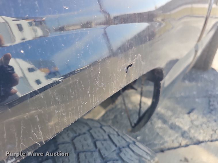 image for item IO9849 2001 Chevrolet 1500 pickup truck