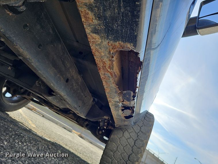 image for item IO9849 2001 Chevrolet 1500 pickup truck