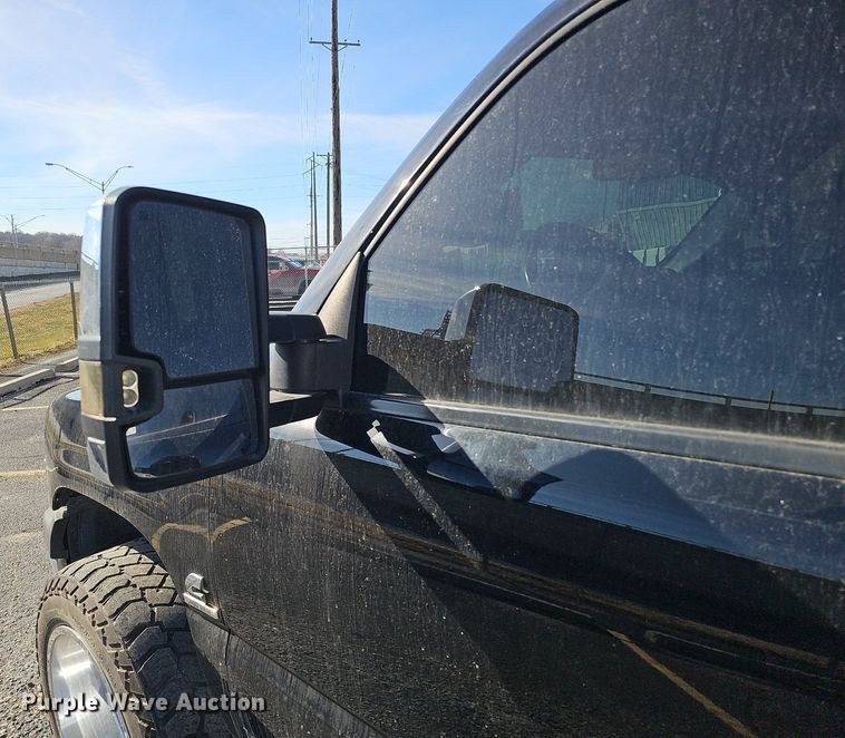 image for item IO9849 2001 Chevrolet 1500 pickup truck