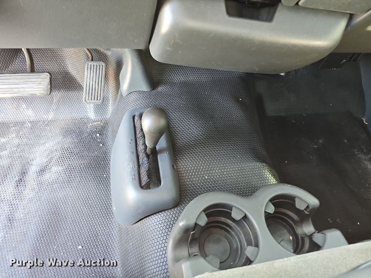 image for item IO9849 2001 Chevrolet 1500 pickup truck