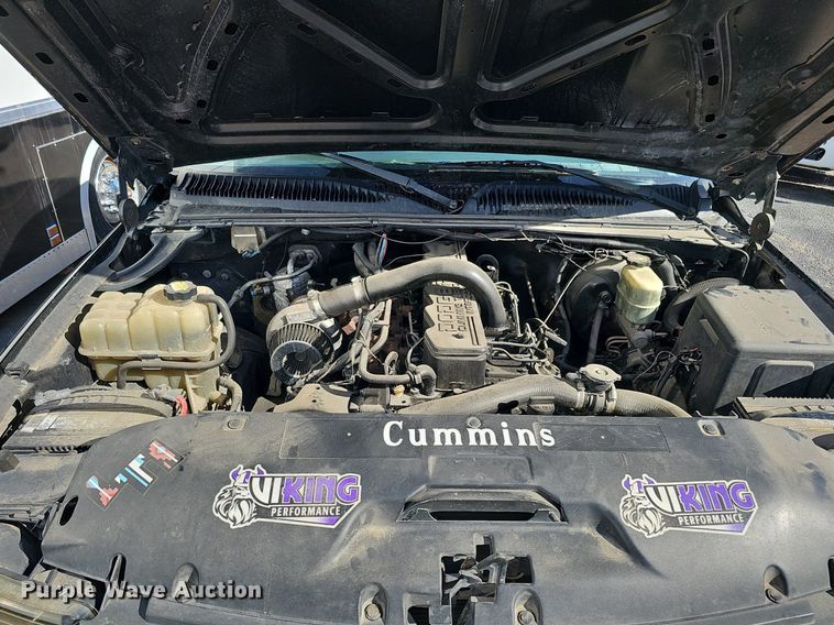 image for item IO9849 2001 Chevrolet 1500 pickup truck