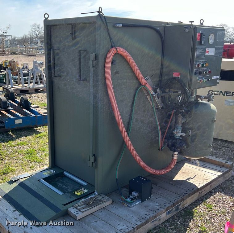 image for item KV9833 2010 Bauer 5871002 tire inflator / bead setter