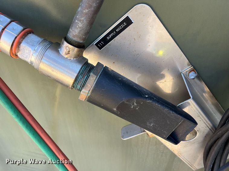 image for item KV9833 2010 Bauer 5871002 tire inflator / bead setter