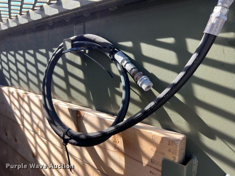 image for item KV9833 2010 Bauer 5871002 tire inflator / bead setter