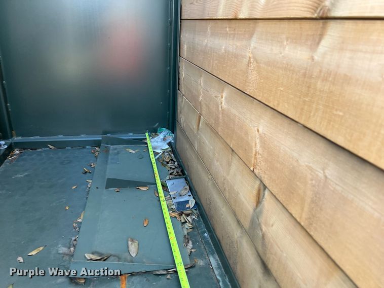 image for item KV9833 2010 Bauer 5871002 tire inflator / bead setter