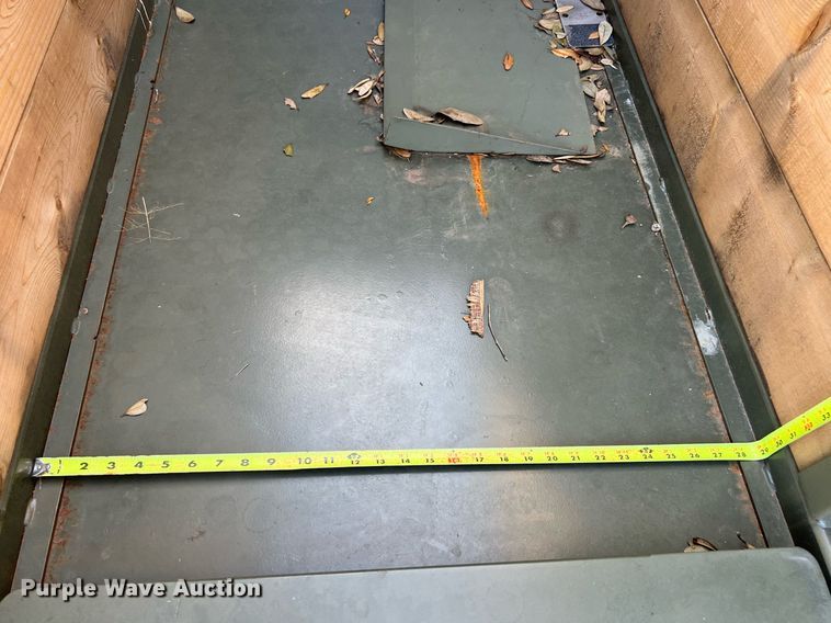 image for item KV9833 2010 Bauer 5871002 tire inflator / bead setter