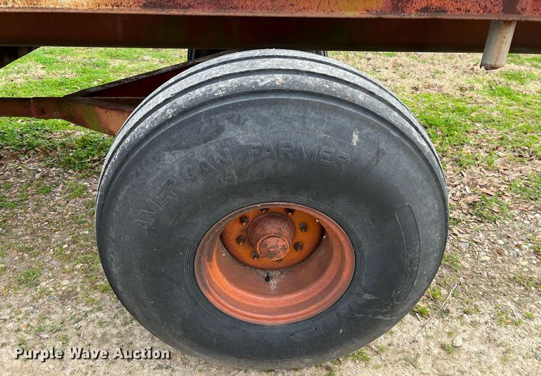 image for item KV9839 Knowles hay trailer