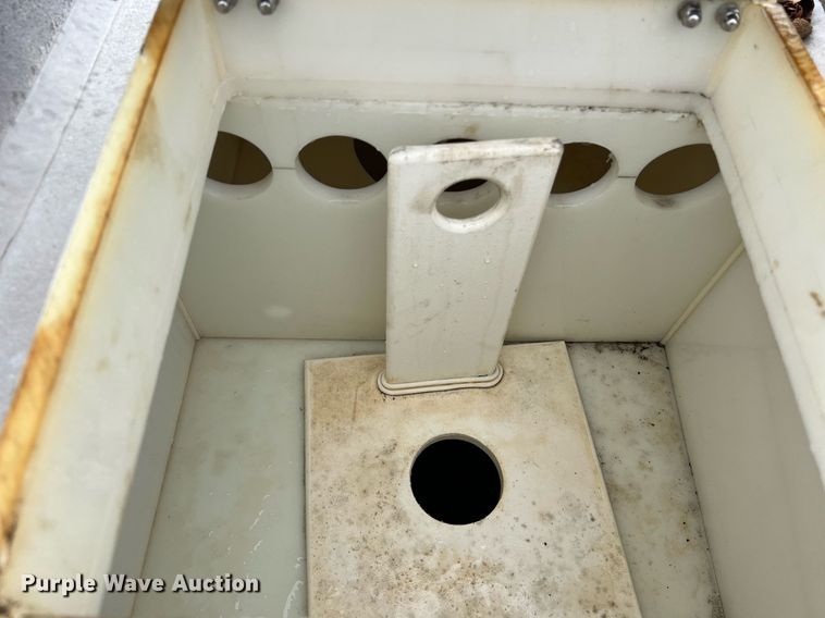 image for item KV9840 2000 Fire Wagons tank trailer