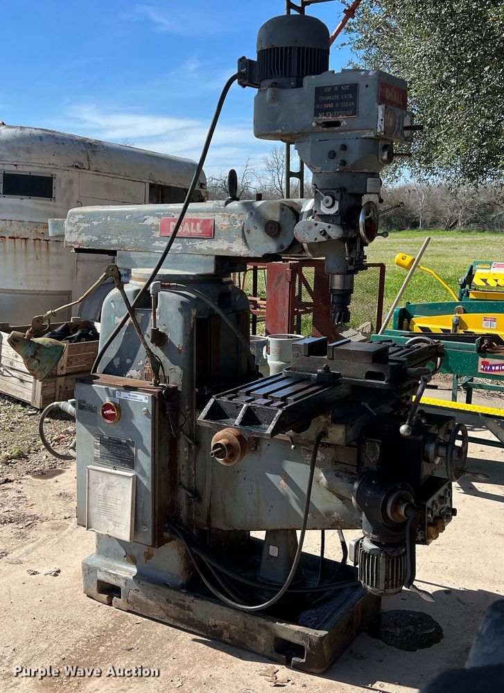 image for item KV9864 DoALL 1928 milling machine