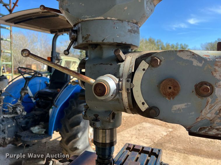 image for item KV9864 DoALL 1928 milling machine