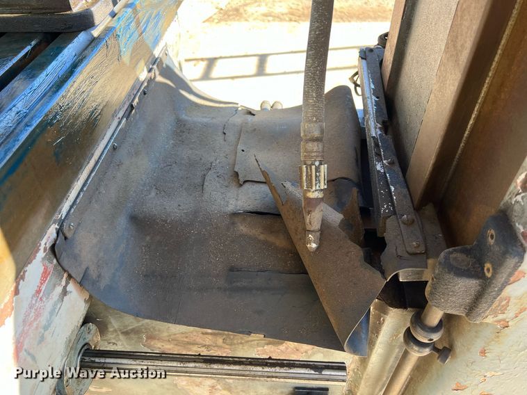 image for item KV9864 DoALL 1928 milling machine