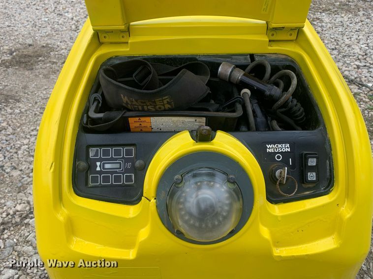 image for item KX9787 2017 Wacker Neuson RTSC3 trench compactor