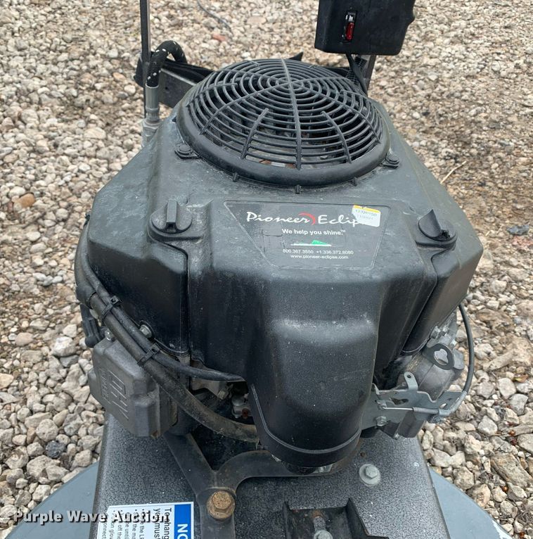 image for item KX9793 2016 Pioneer Eclipse PE400BU floor buffer