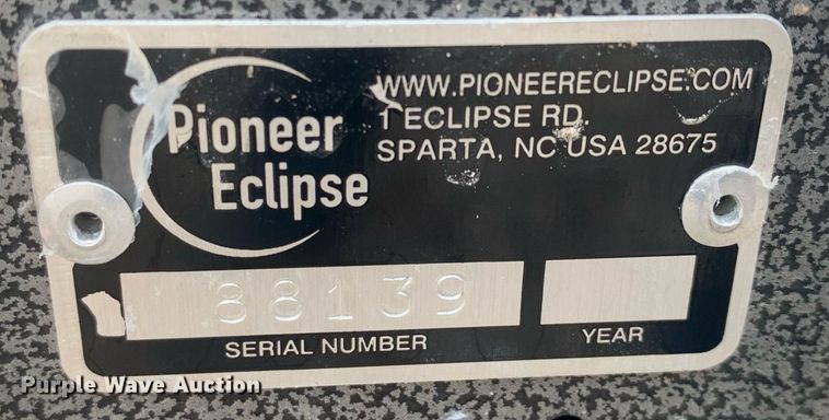 image for item KX9793 2016 Pioneer Eclipse PE400BU floor buffer