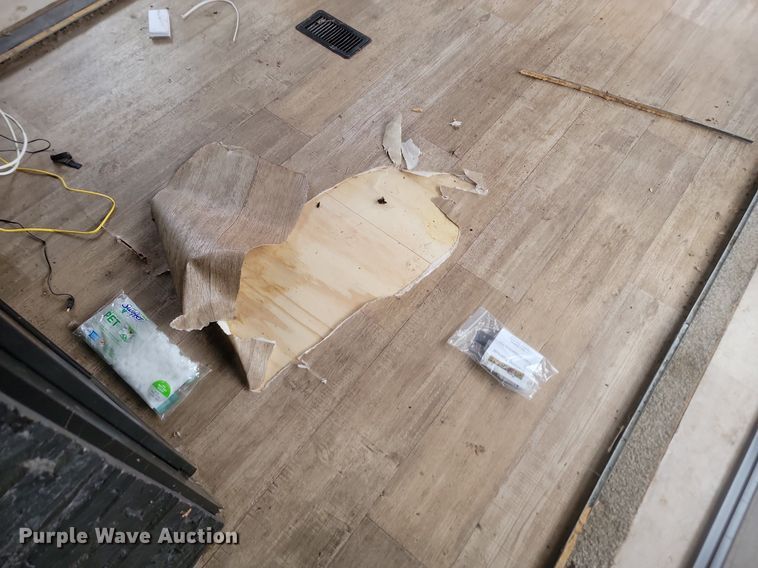 image for item LA9604 2021 Forest River  Timberwolf camper