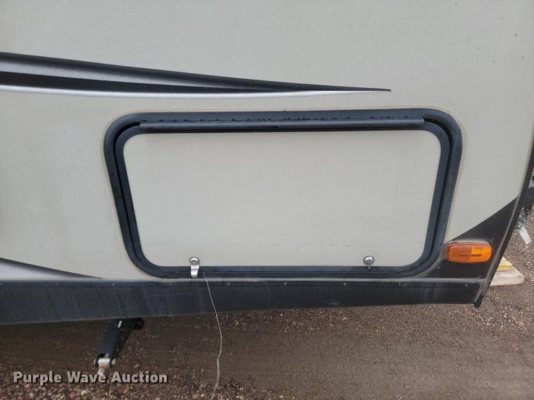 image for item LA9605 2016 Keystone  Passport 2400BH camper