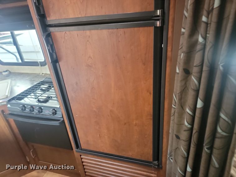 image for item LA9605 2016 Keystone  Passport 2400BH camper