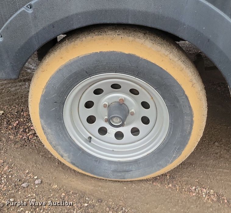 image for item LA9605 2016 Keystone  Passport 2400BH camper