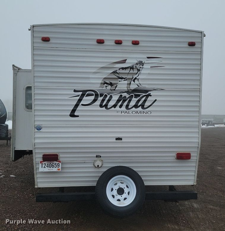 image for item LA9606 2006 Palomino Puma camper