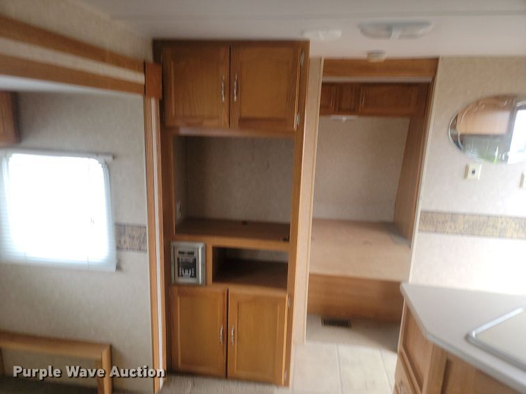 image for item LA9606 2006 Palomino Puma camper