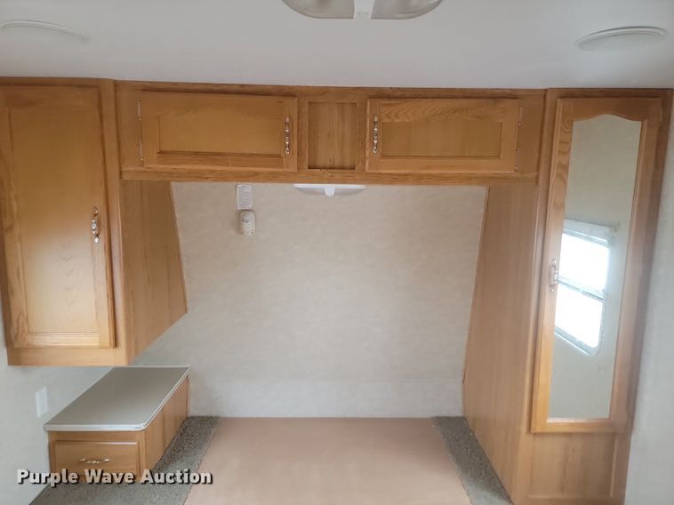 image for item LA9606 2006 Palomino Puma camper