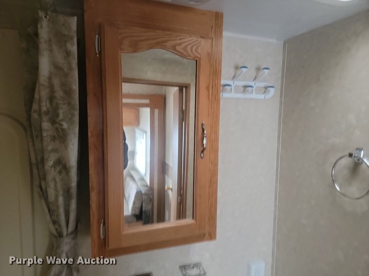 image for item LA9606 2006 Palomino Puma camper