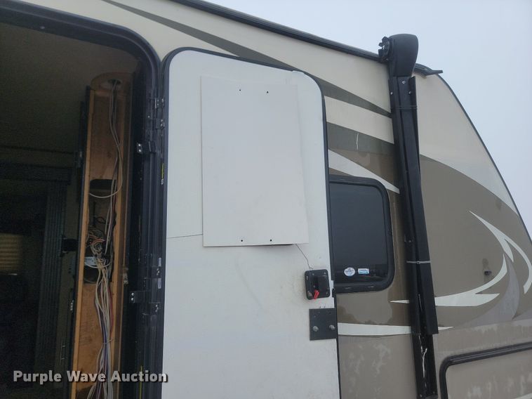 image for item LA9607 2017 Keystone Kodiak Ultra Lite camper