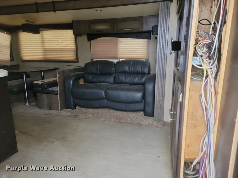 image for item LA9607 2017 Keystone Kodiak Ultra Lite camper