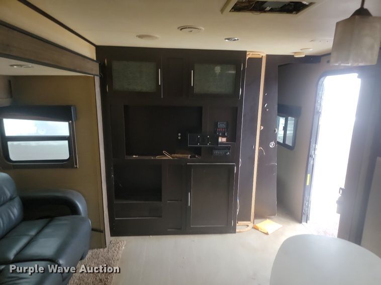 image for item LA9607 2017 Keystone Kodiak Ultra Lite camper