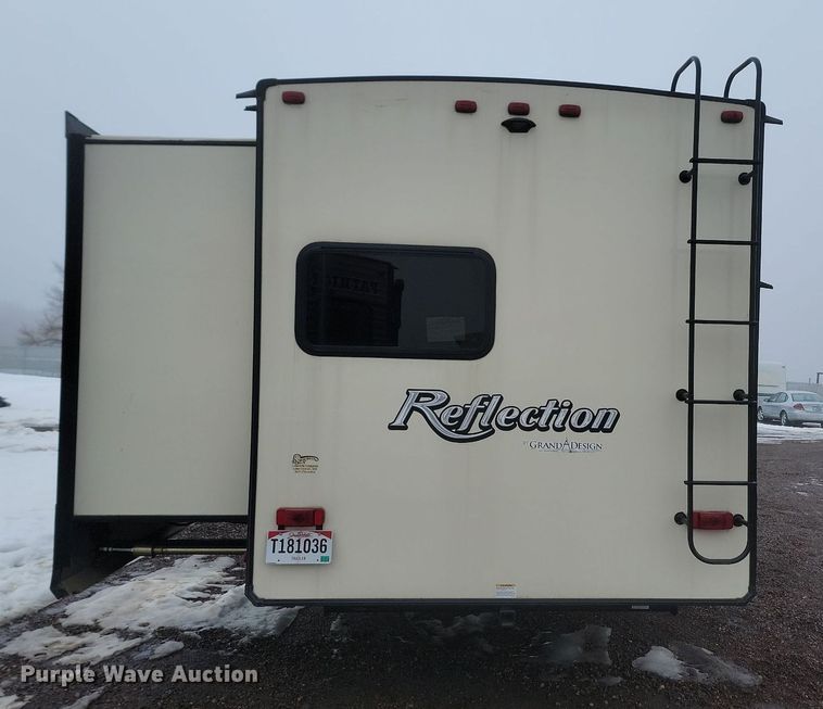 image for item LA9610 2018 Grand Design  Reflection  camper