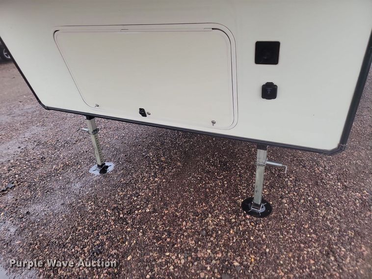 image for item LA9610 2018 Grand Design  Reflection  camper