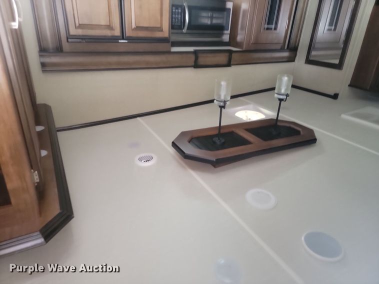 image for item LA9610 2018 Grand Design  Reflection  camper